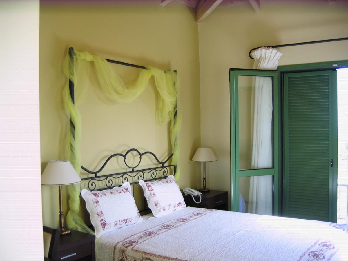 Livadaki Village Hotel Skala  Ngoại thất bức ảnh
